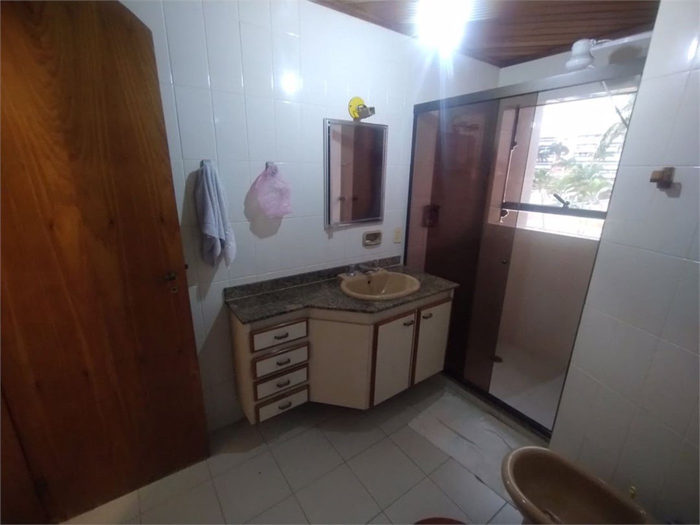 Apartamento com 4 dormitórios à venda, 145 m² por R$ 900.000,00 - Jardim das Conchas - Guarujá/SP