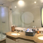 Apartamento à venda com 3 quartos, sendo 1 suíte,  em Vila Santo Estevão, São Paulo, SP