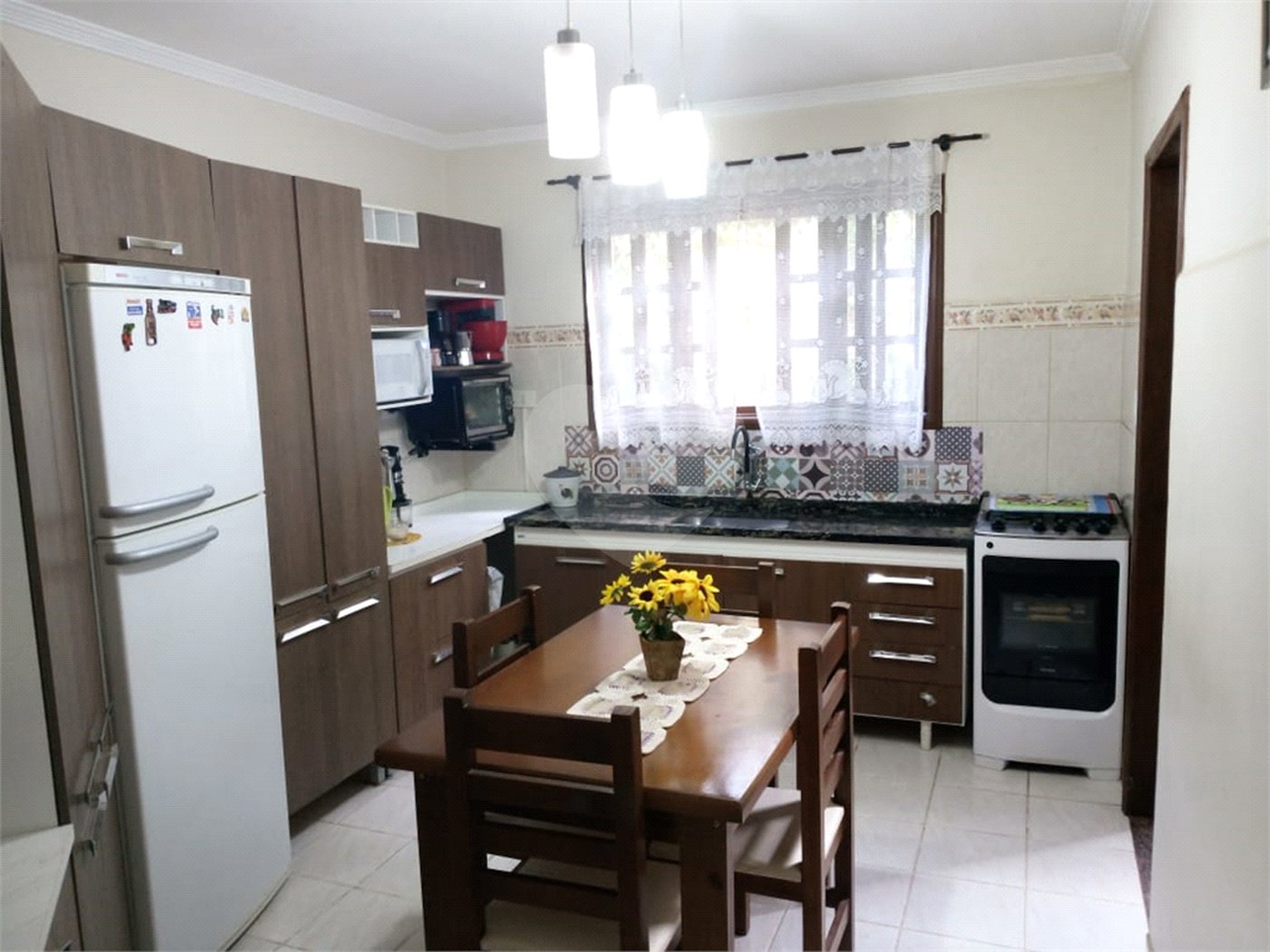 Casa à venda com 3 suítes no condomínio Alpes de Mairiporã, Mairiporã - SP