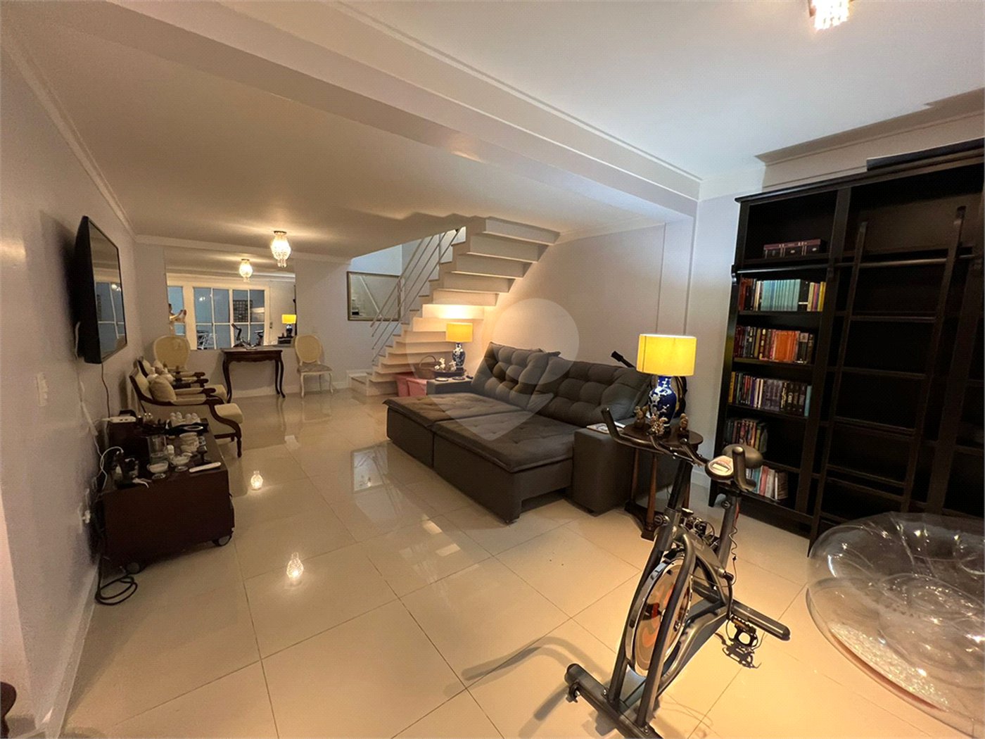 Casa à venda com 4 suítes no condomínio Bellagio, São Paulo - SP
