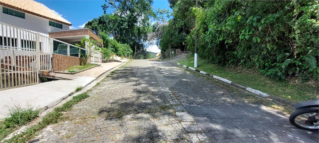 Terreno à venda no condomínio Parque Suiça, Caieiras - SP