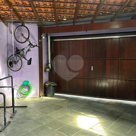 Sobrado à venda com 5 quartos, sendo 1 suíte, em Jardim Marisa, São Paulo, SP