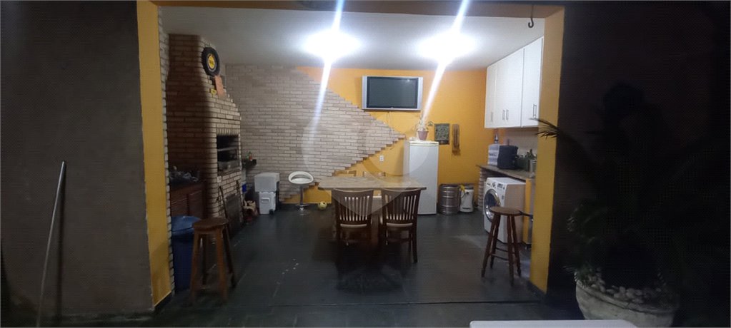 Sobrado à venda com 4 quartos em Horto Florestal, São Paulo, SP