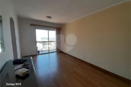 Apartamento à venda com 2 quartos em Vila Romano, São Paulo, SP