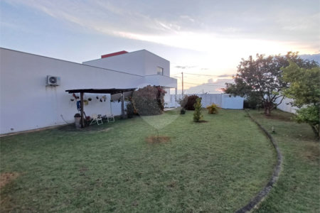 Sobrado à venda com 3 quartos, sendo 1 suíte, em Jardim Solar do Bosque, Sorocaba, SP