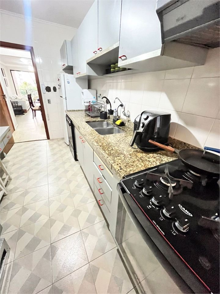Apartamento com 2 Quartos e 2 Vagas à Venda em Pitangueiras – Guarujá/SP