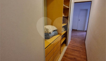 Casa à venda com 4 quartos, sendo 1 suíte, no condomínio Horizontal Newport Village, São Paulo - SP