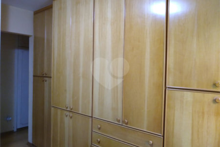 Apartamento à venda com 3 quartos, sendo 1 suíte,  em Real Parque, São Paulo, SP