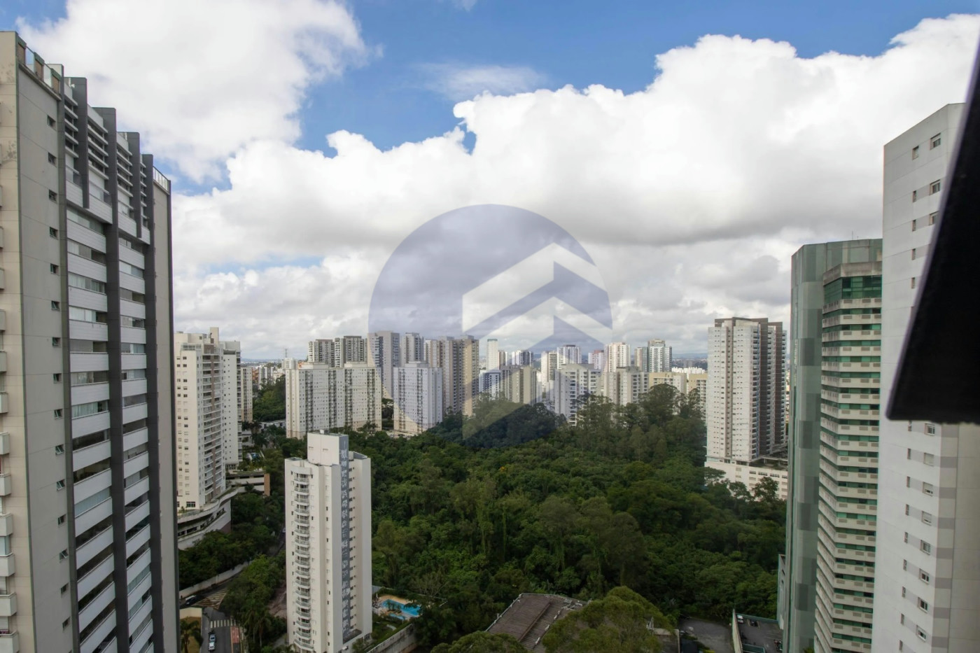 Duplex à venda com 2 quartos, sendo 2 suítes, em Jardim Londrina, São Paulo - SP