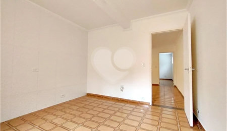 Casa Térrea à venda com 2 quartos em Vila Nivi, São Paulo, SP