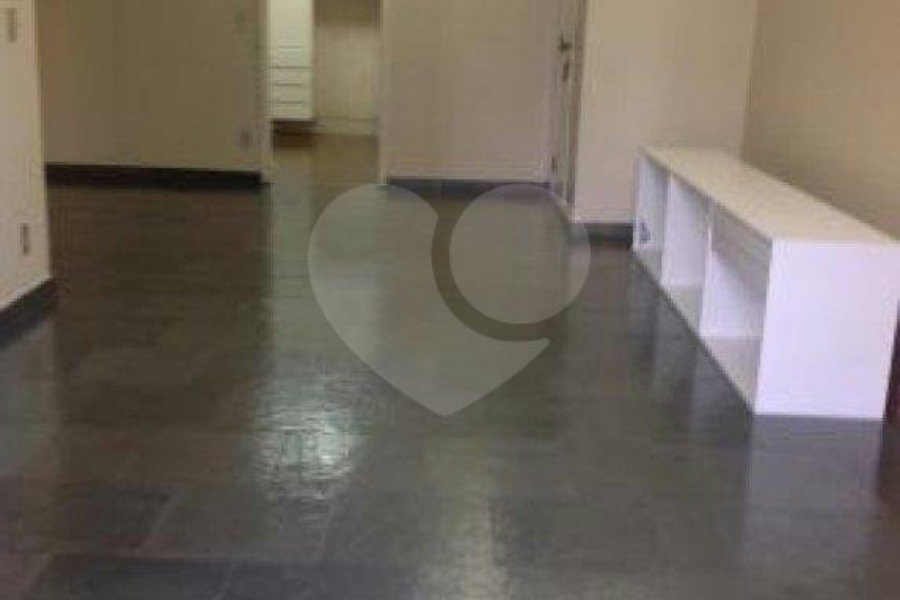 Apartamento à venda com 3 quartos, sendo 1 suíte, em Parque Industrial, São José do Rio Preto, SP