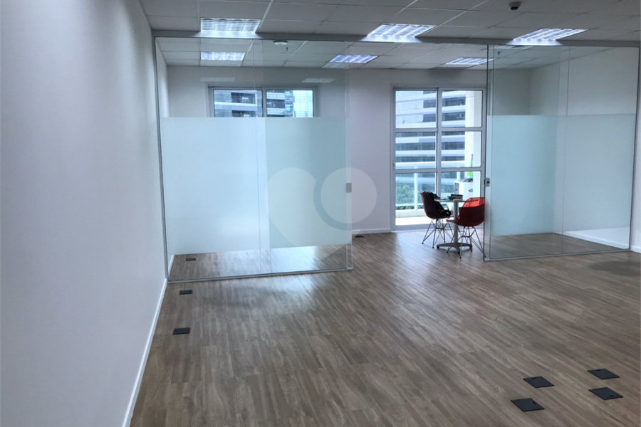 Sala à venda em Chácara Santo Antônio, São Paulo, SP
