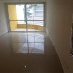 Casa à venda com 3 quartos, sendo 1 suíte,  no condomínio Residencial Vegas, São Paulo - SP