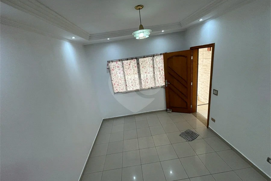 Sobrado à venda ou para alugar com 2 quartos em Vila Nova Cachoeirinha, São Paulo, SP
