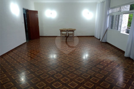 Casa Térrea à venda ou para alugar com 3 quartos, sendo 1 suíte, em Caxingui, São Paulo, SP