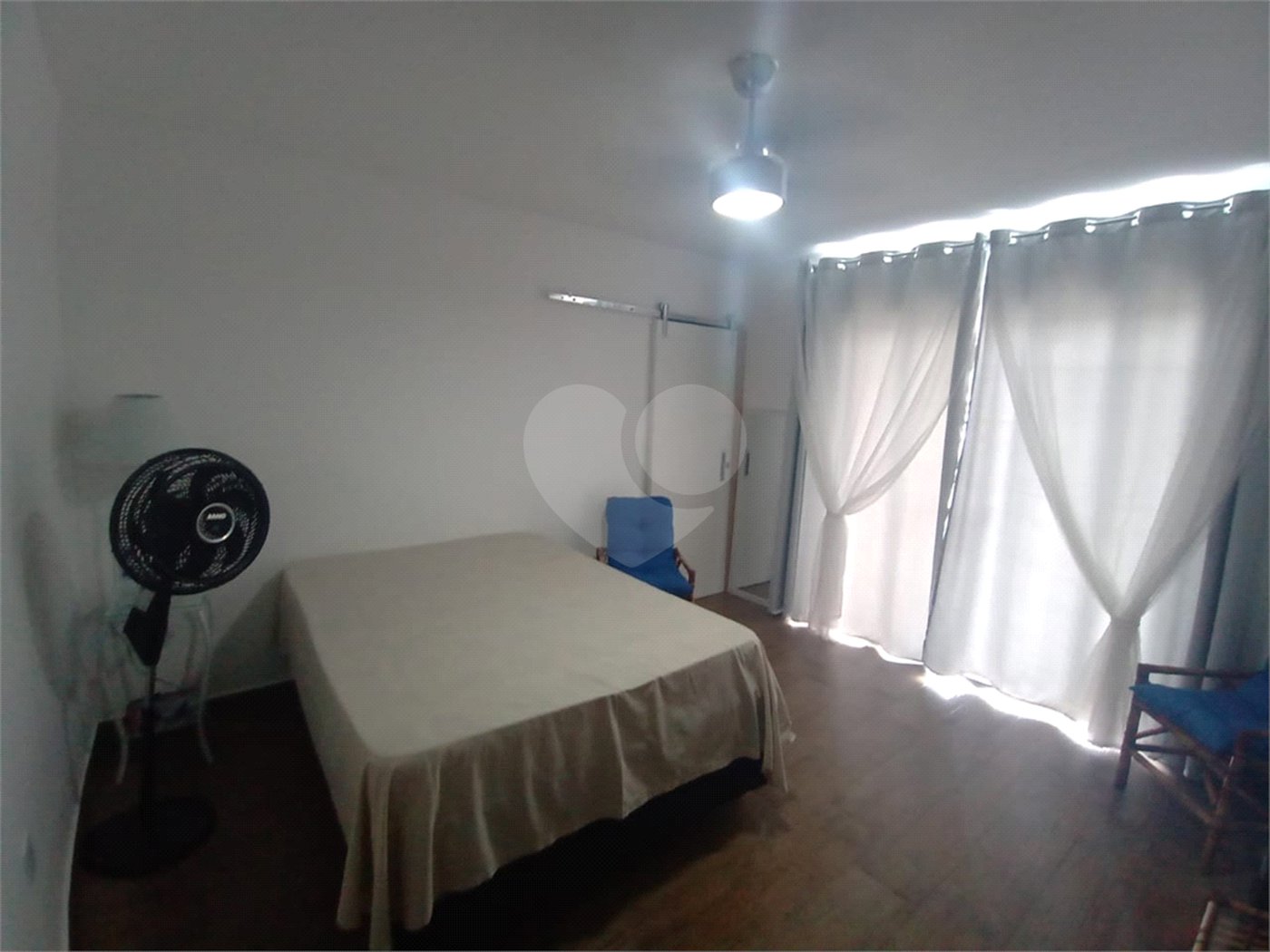 Sobrado à venda com 4 quartos, sendo 1 suíte, em Tremembé, São Paulo, SP