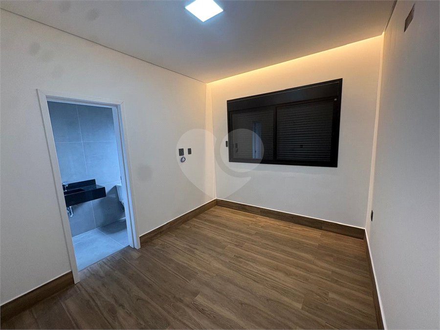 Casa à venda com 3 suítes no condomínio Alphaville Castello, Itu - SP