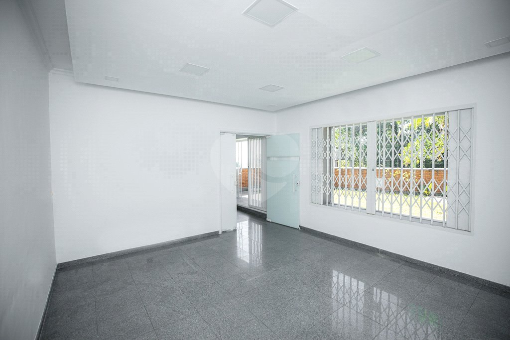 Sobrado à venda ou para alugar com 5 quartos em Alto da Lapa, São Paulo, SP