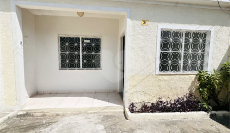 Casa à venda com 3 quartos em Campo Grande, Rio de Janeiro, RJ