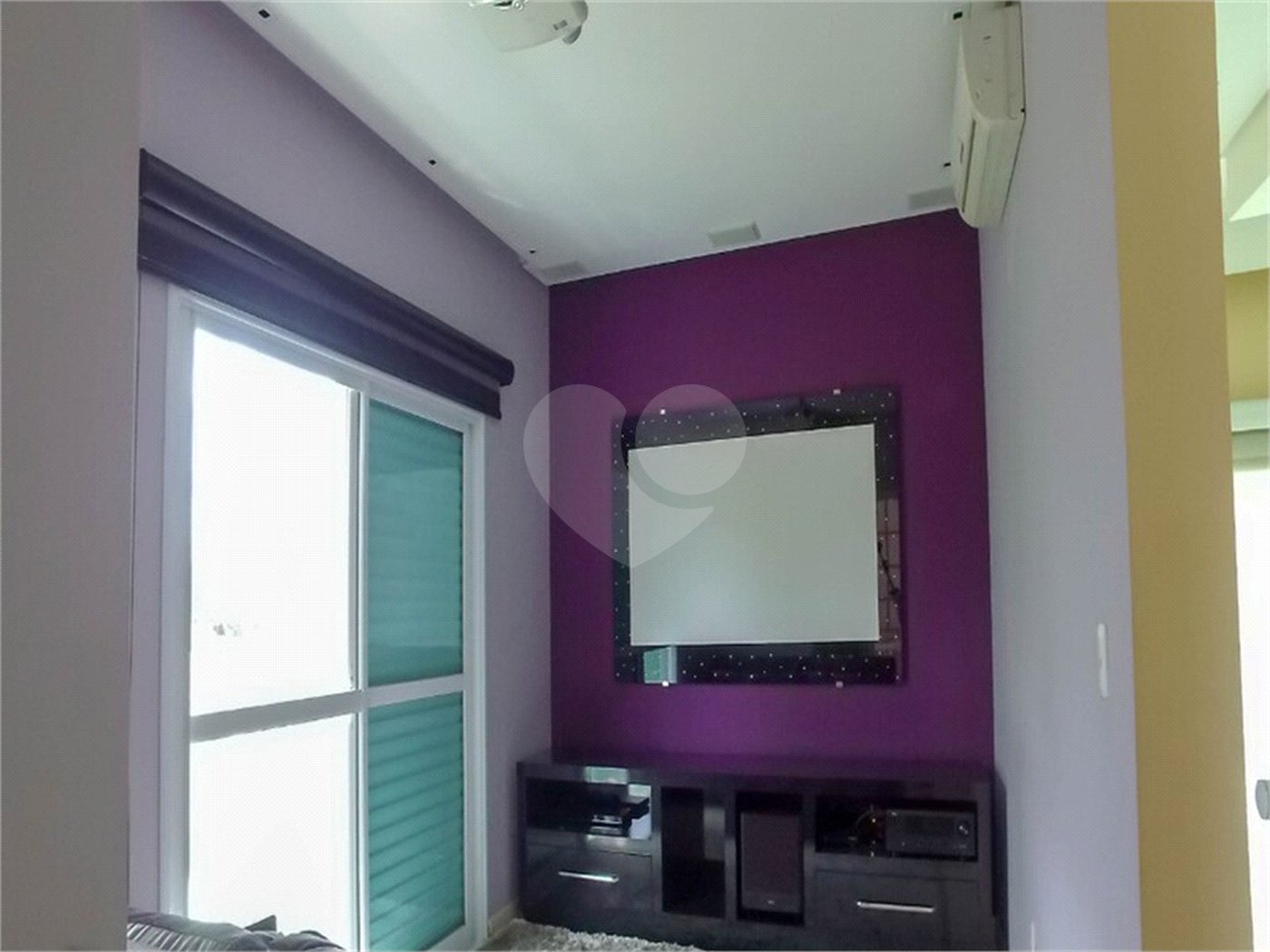 Casa à venda com 3 quartos, sendo 1 suíte, no condomínio Belvedere 2, Votorantim - SP