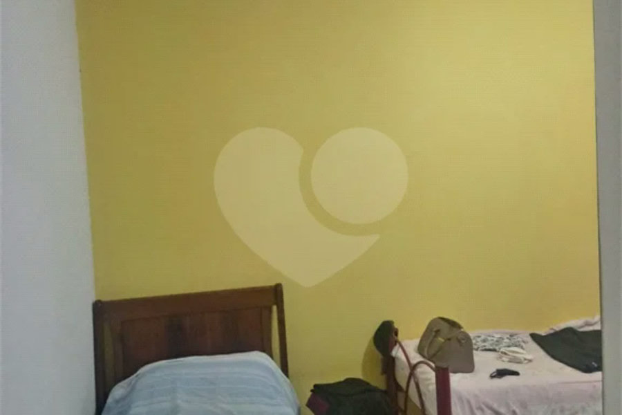 Sobrado à venda com 4 quartos em Tremembé, São Paulo, SP