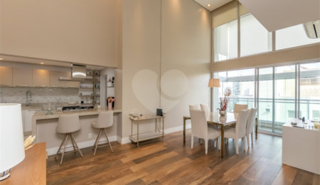 Apartamento à venda com 4 quartos, sendo 3 suítes, em Brooklin Paulista, São Paulo, SP