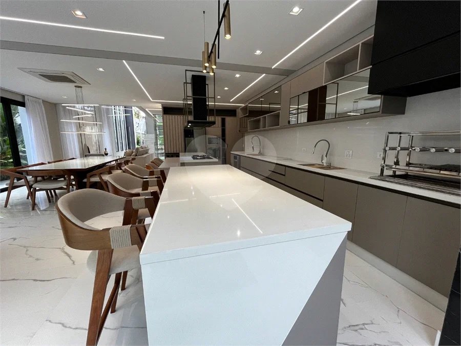 Casa à venda com 5 suítes em Riviera de São Lourenço, Bertioga, SP