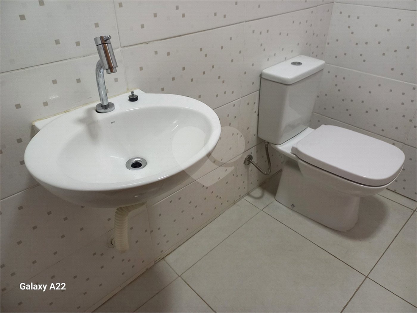 Sobrado à venda com 3 quartos, sendo 1 suíte, em Guaiaúna, São Paulo, SP