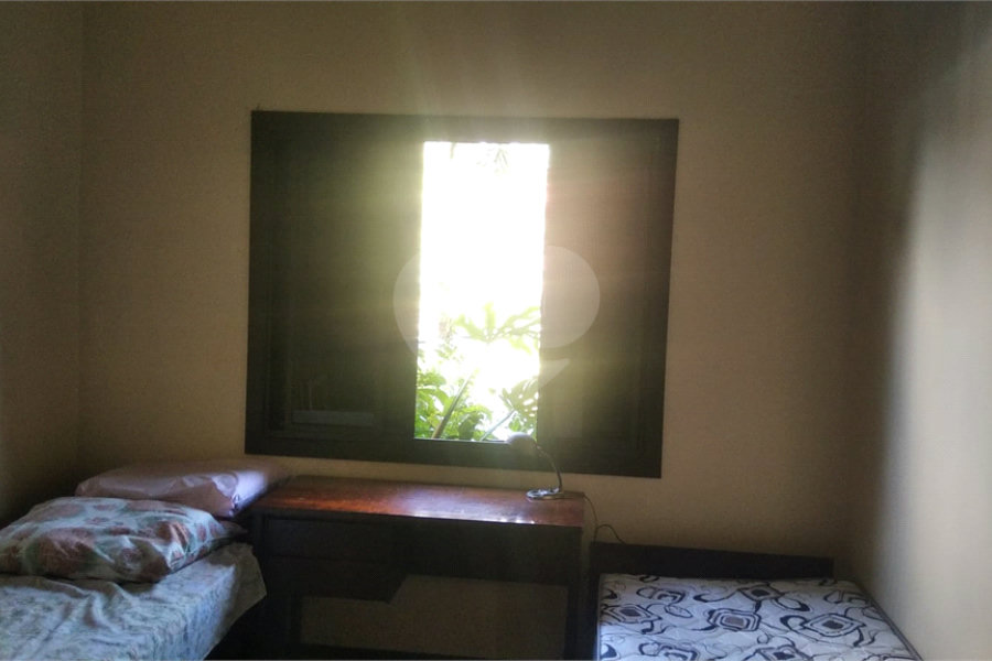 Casa à venda com 5 quartos, sendo 3 suítes, no condomínio Alpes da Cantareira, Mairiporã - SP
