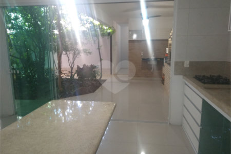 Casa à venda com 4 quartos, sendo 3 suítes, no condomínio Ibiti Royal Park, Sorocaba - SP