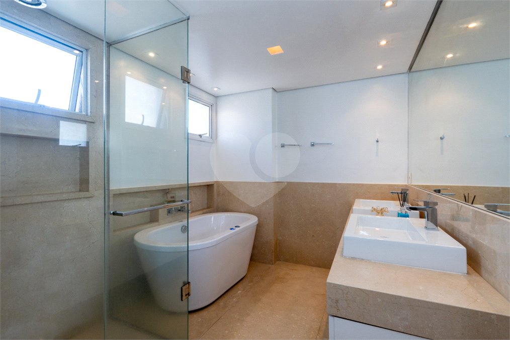 Apartamento à venda com 2 suítes em Brooklin, São Paulo, SP