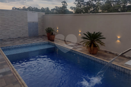 Casa à venda com 3 quartos, sendo 1 suíte, no condomínio Mosaico da Serra, Mogi das Cruzes - SP