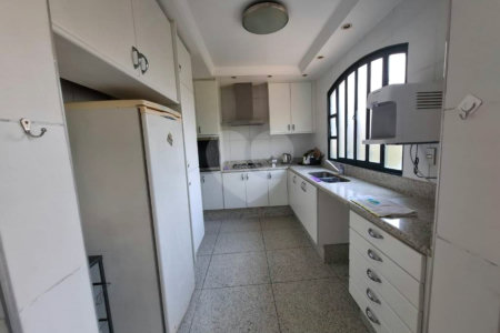 Casa à venda com 5 quartos, sendo 3 suítes,  em Alto da Boa Vista, São Paulo, SP