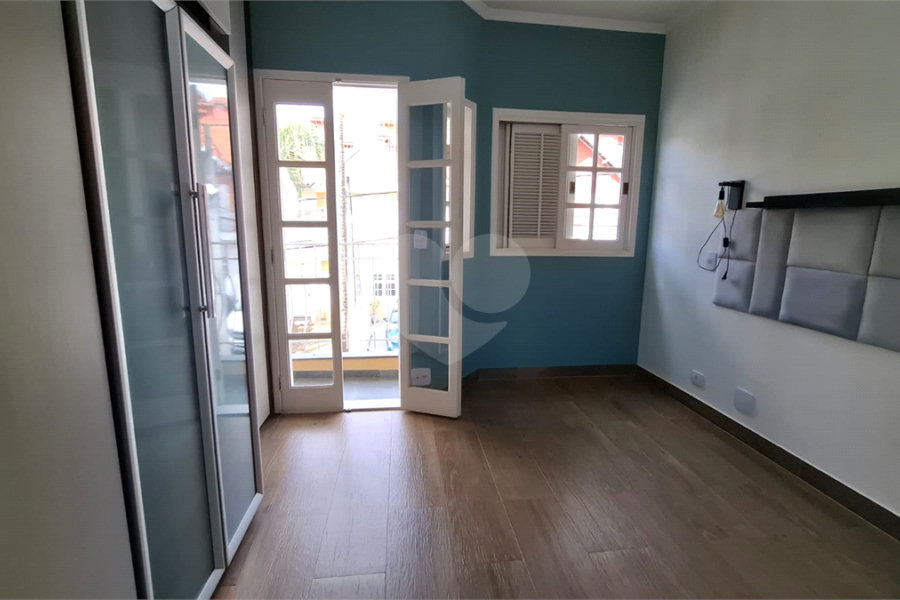 Casa à venda com 2 suítes no condomínio Village Palmas, São Paulo - SP