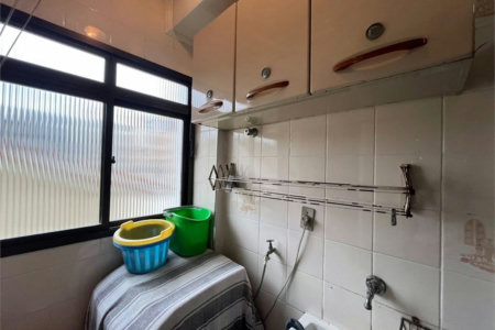 Apartamento Residencial à venda, Jardim Las Palmas, Guarujá - AP0190.