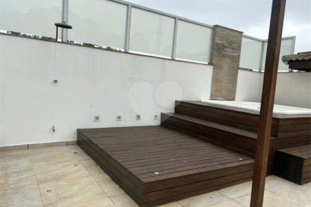 Casa à venda com 3 suítes em Santana, São Paulo, SP