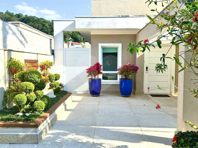 Casa à venda com 3 quartos, sendo 1 suíte,  em Horto Florestal, São Paulo, SP