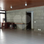 Casa à venda com 4 suítes no condomínio Itaporã, Atibaia - SP