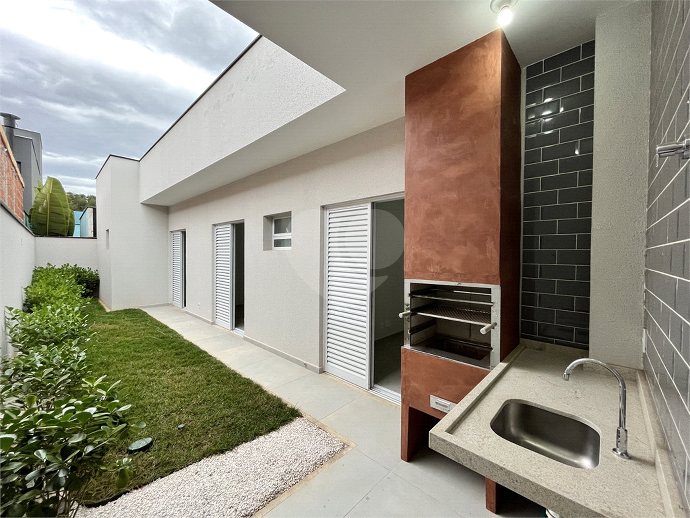 Casa à venda com 3 quartos, sendo 1 suíte,  no condomínio Reserva Ipanema I, Sorocaba - SP