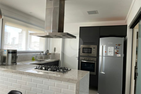 Apartamento à venda com 3 suítes em Vila Independência, Sorocaba, SP