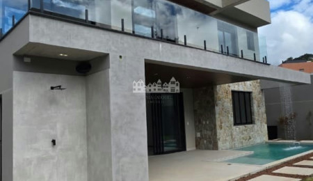 Casa à venda com 4 quartos, sendo 3 suítes, em Nova Gardênia, Atibaia, SP
