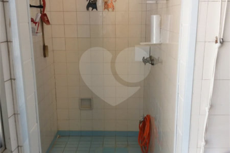 Apartamento à venda com 3 quartos, sendo 1 suíte, em Bom Retiro, São Paulo, SP