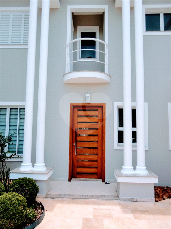 Casa à venda com 3 suítes no condomínio Residencial Jardim América, Vinhedo - SP