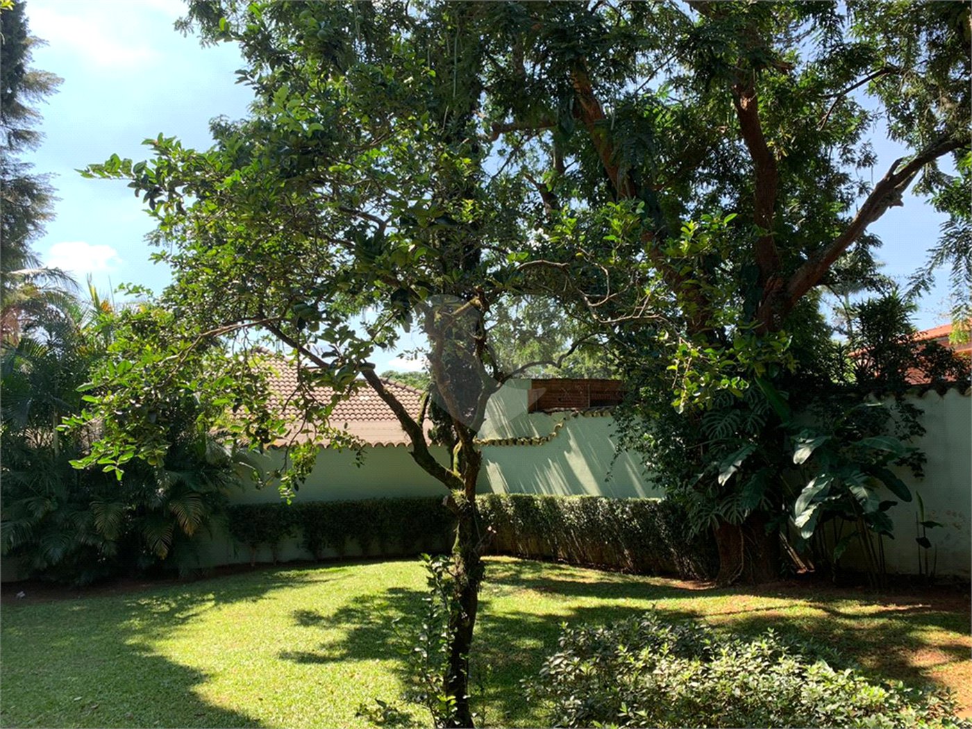 Casa Térrea à venda com 3 suítes em Interlagos, São Paulo, SP