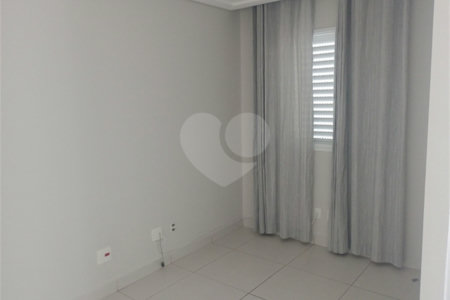 Apartamento à venda com 2 quartos, sendo 1 suíte, em Vila Trujillo, Sorocaba, SP