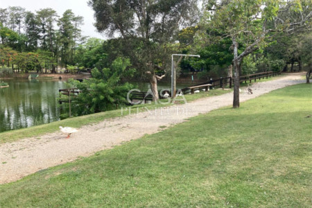 Terreno em condomínio à venda em Parque Village Castelo, Itu, SP