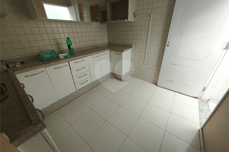 Sobrado à venda com 3 quartos, sendo 1 suíte, em Vila Guilherme, São Paulo, SP