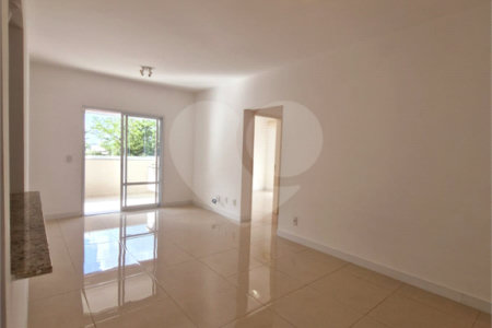 Apartamento à venda com 2 suítes em Pinheirinho, Vinhedo, SP