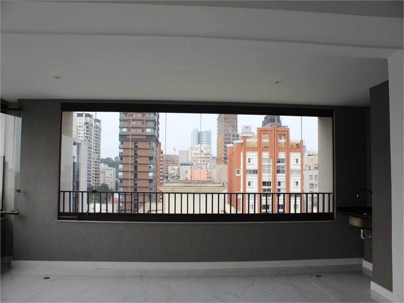 Apartamento à venda com 3 suítes em Pinheiros, São Paulo, SP