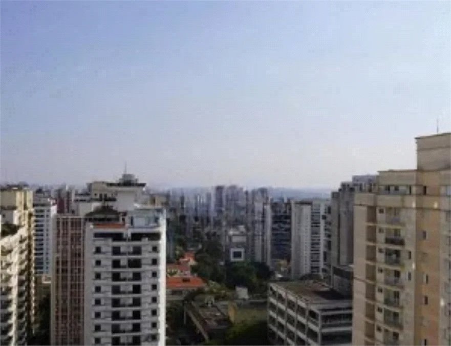 Cobertura à venda com 3 quartos, sendo 1 suíte, em Pinheiros, São Paulo, SP
